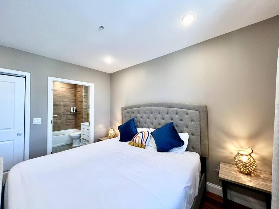 403 Luxury And Comfy King Bed In Of Phily